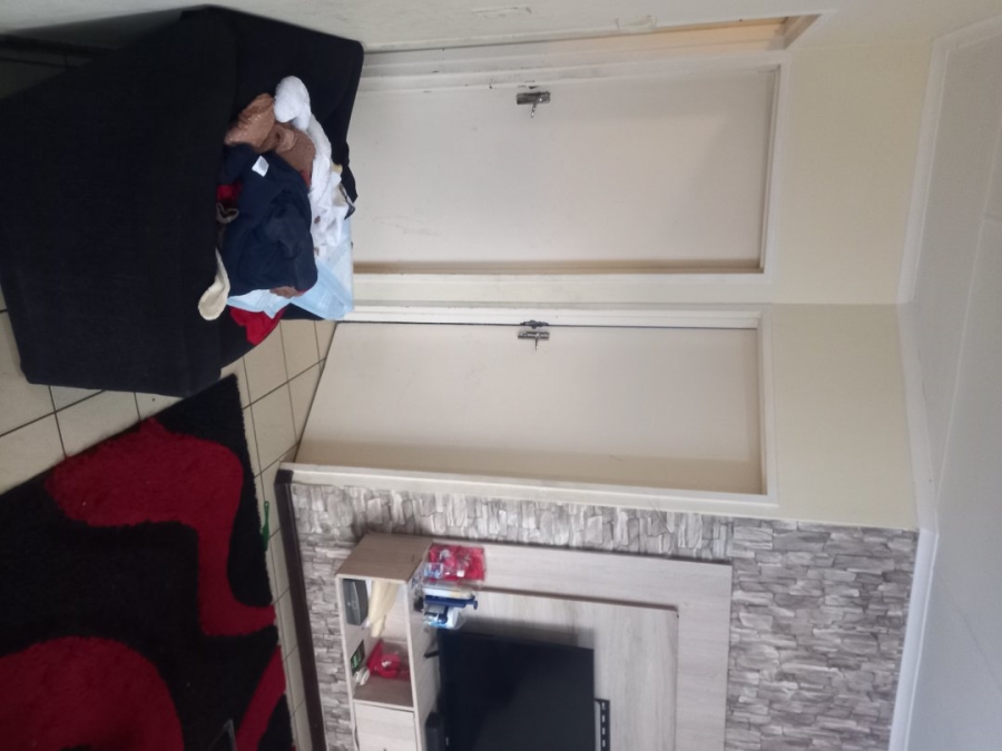 2 Bedroom Property for Sale in Delft Western Cape